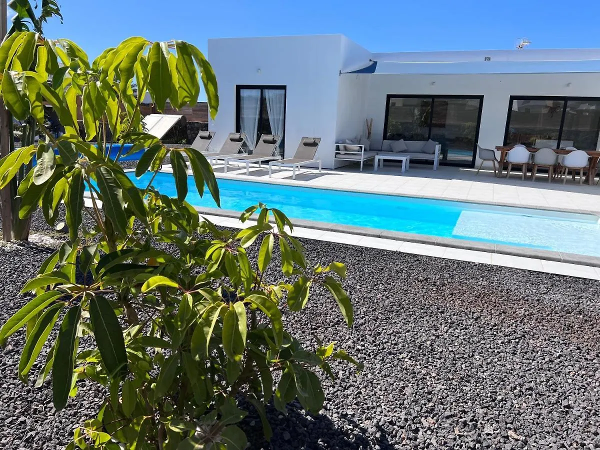 Villa Valentina, Piscine Chauffee Et Serenite Lajares Spain